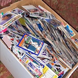 Bundle of various baseball and football cards